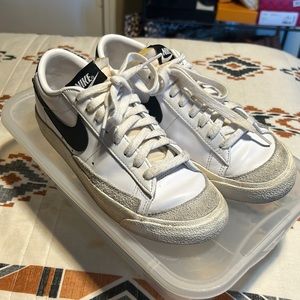 Nike Blazer Low '77